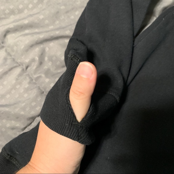 Tommy Hilfiger black sweatshirt men’s large FLAW - Picture 9 of 10